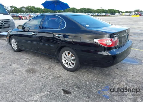 2003 Lexus Es 300 z USA, uszkodzony, nr VIN JTHBF30G030129560